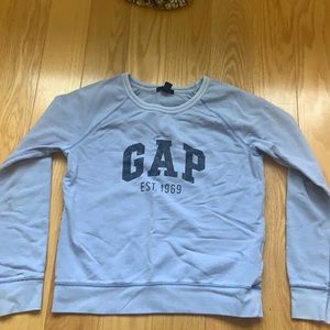 Mint condition, purple gap sweater, size S women’s